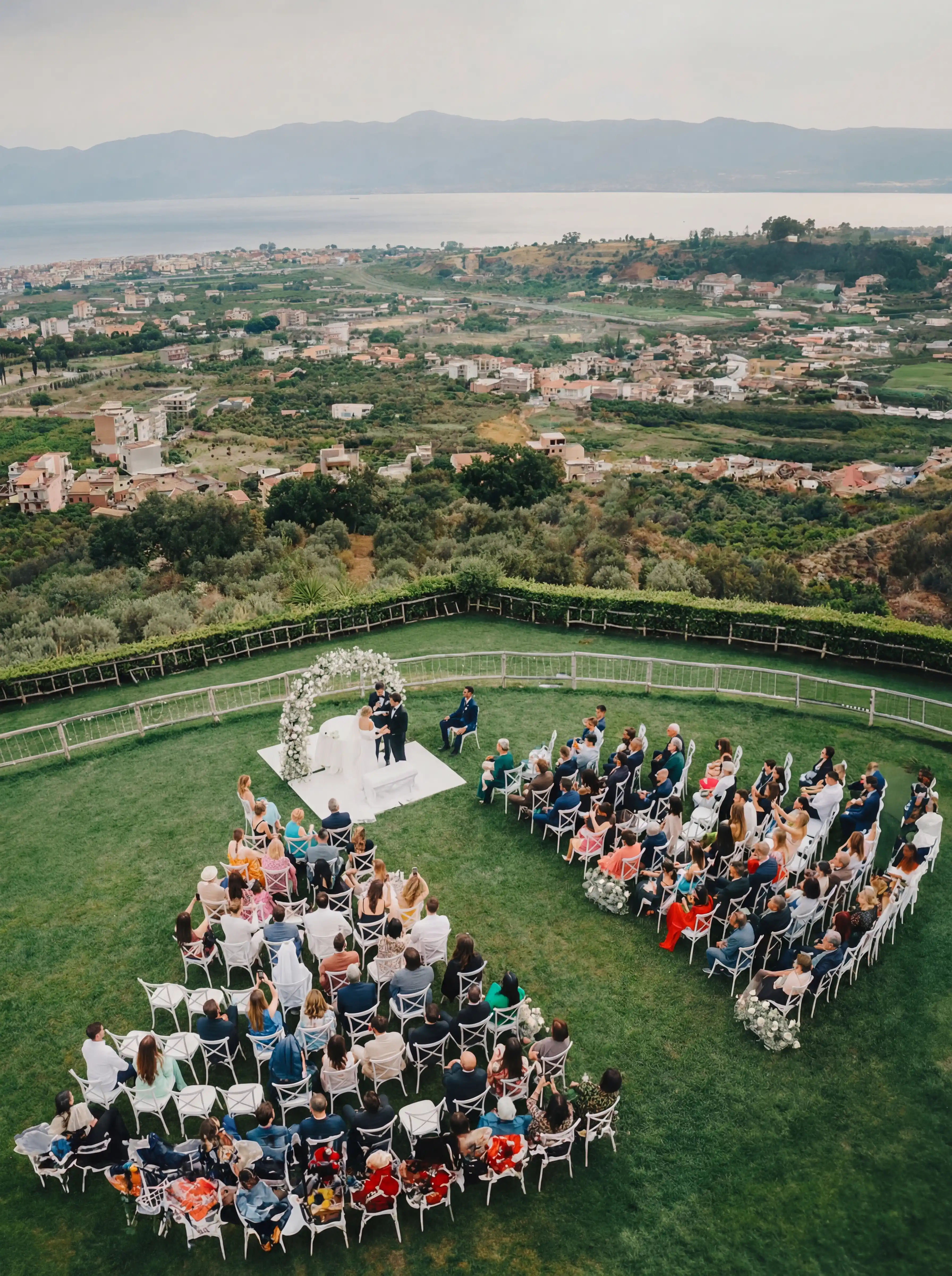 Cerimonia all'aperto con vista mare — Full Planning by Rossella Delfino