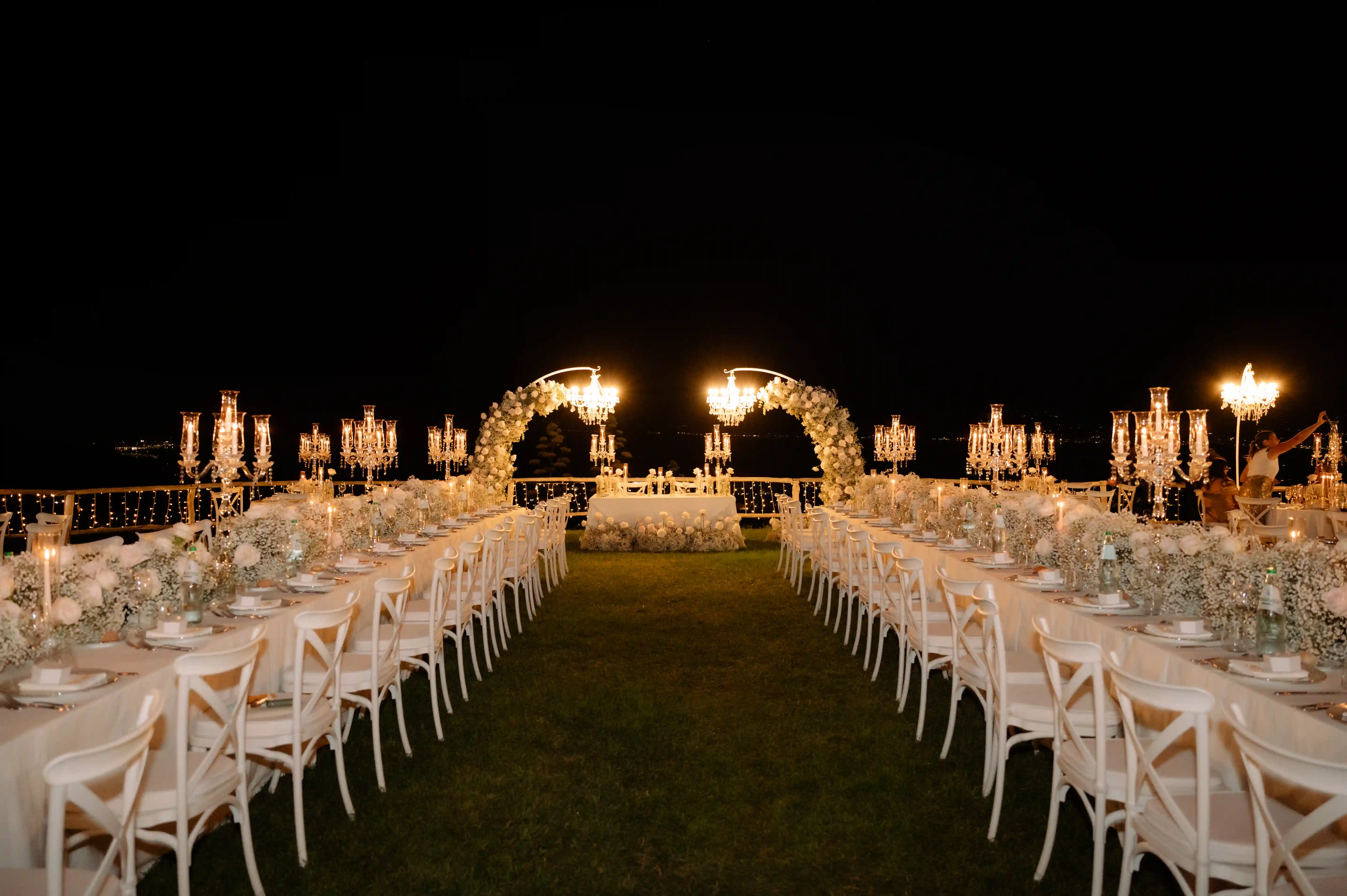 Event Rental - Noleggio arredi e strutture per tavoli imperiali e ricevimenti