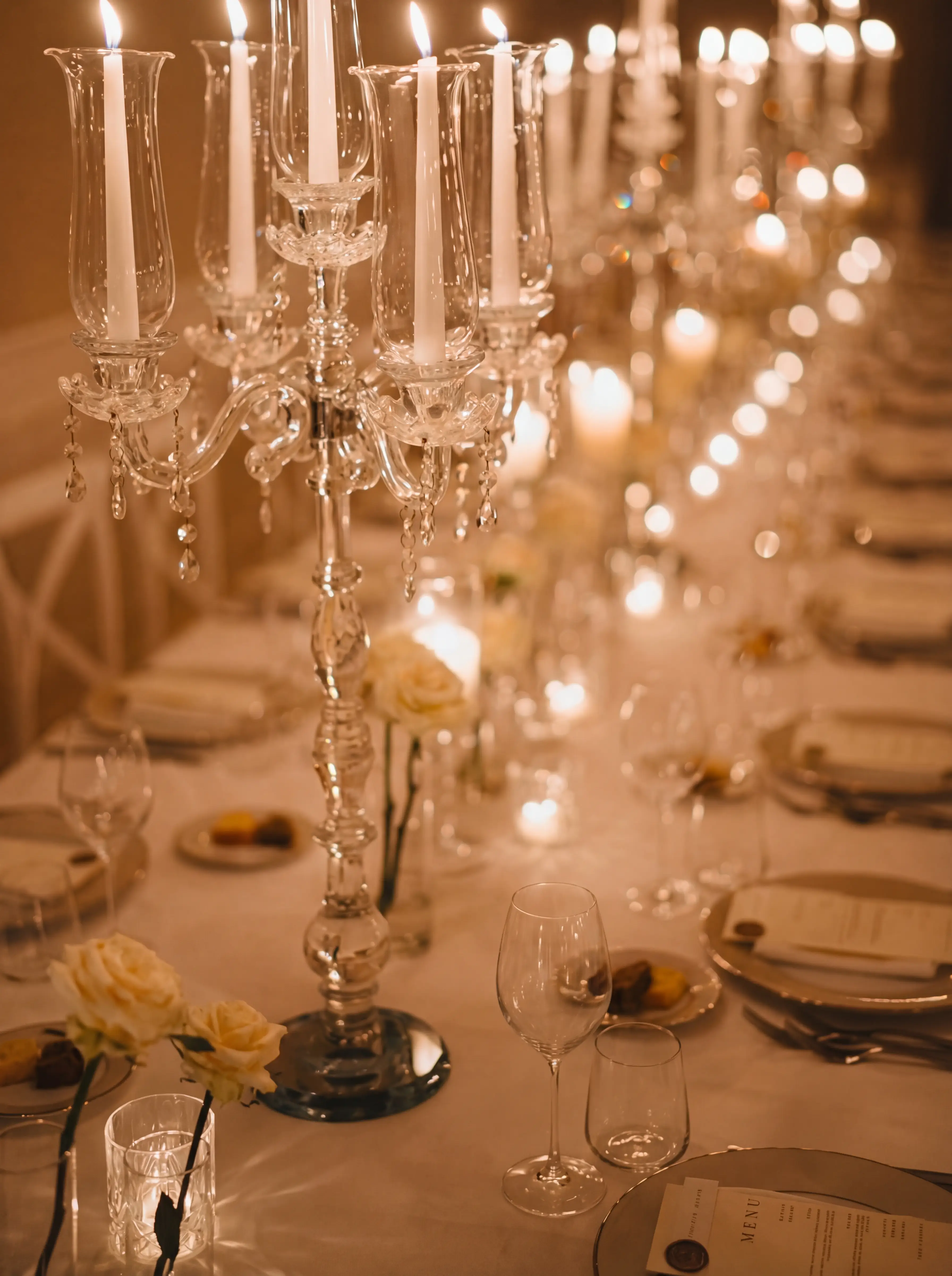 Allestimento tavolo imperiale con candelabri — Wedding Design by Rossella Delfino
